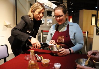 Atelier de création de la moutarde à la Cité Internationale de la Gastronomie et du Vin - 2