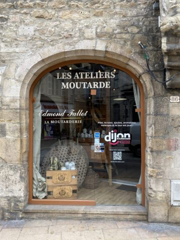 Atelier de création de la véritable moutarde à Dijon « Les yeux bandés » - 4